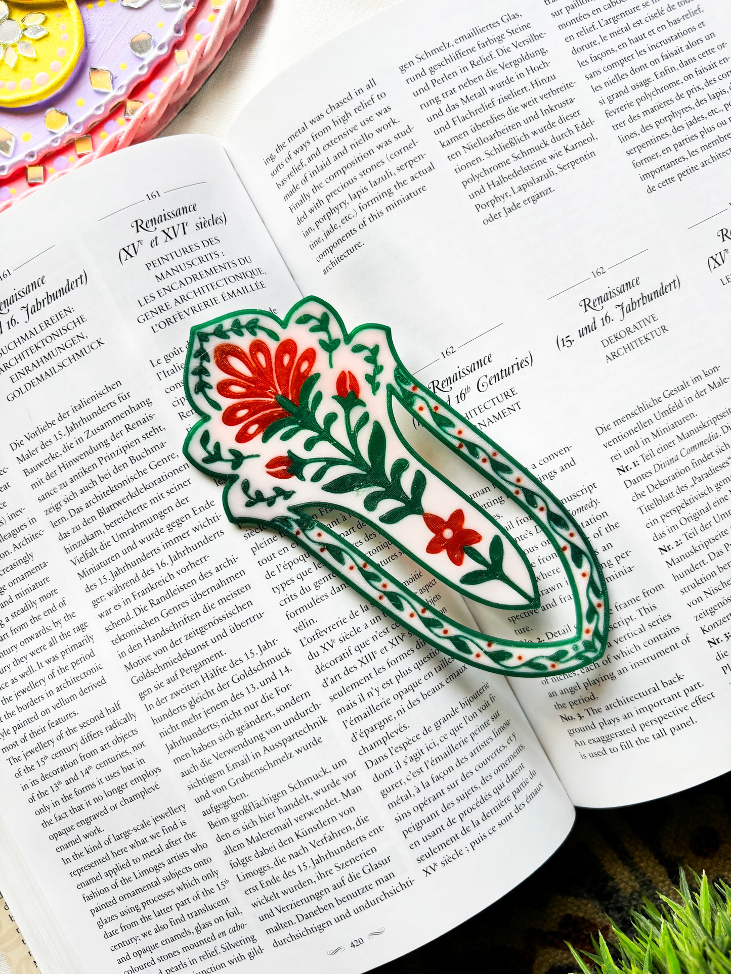 Aurelia Bloom - Aesthetic Motif Bookmark (PINK)