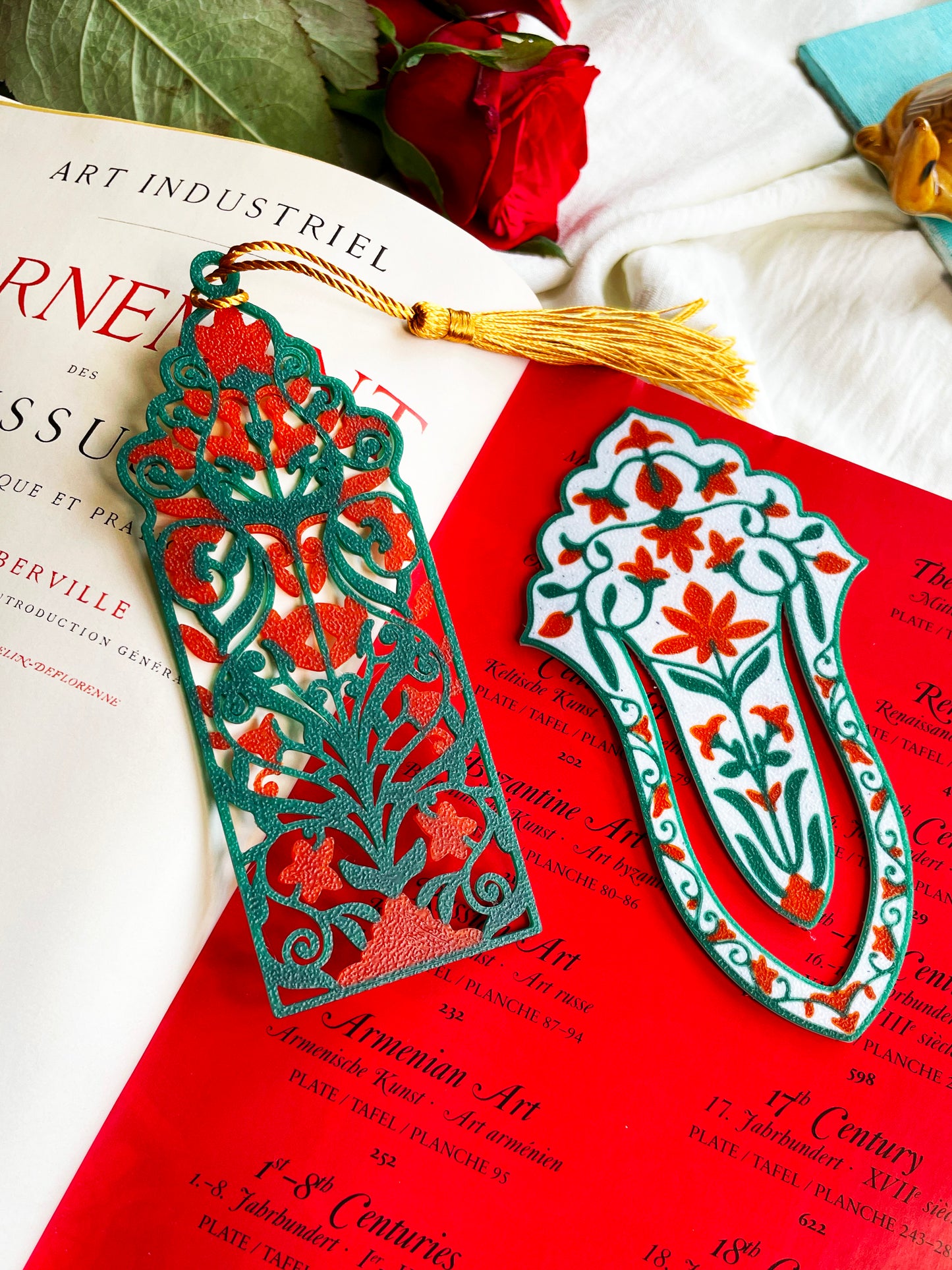 The Taj Mahal Set Of 2 - Aesthetic Mughal Motif Bookmarks