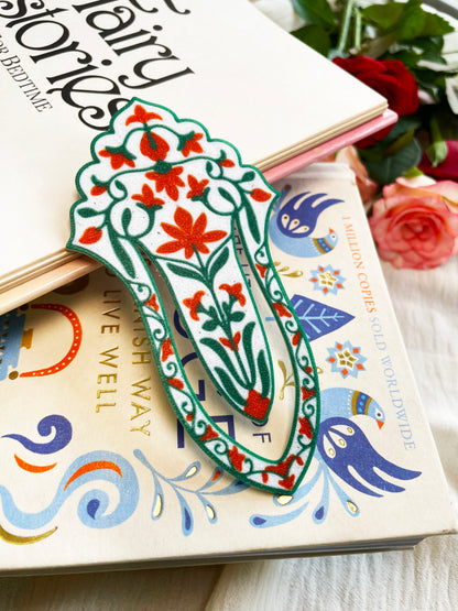 The Taj Mahal - Aesthetic Mughal Motif Bookmark