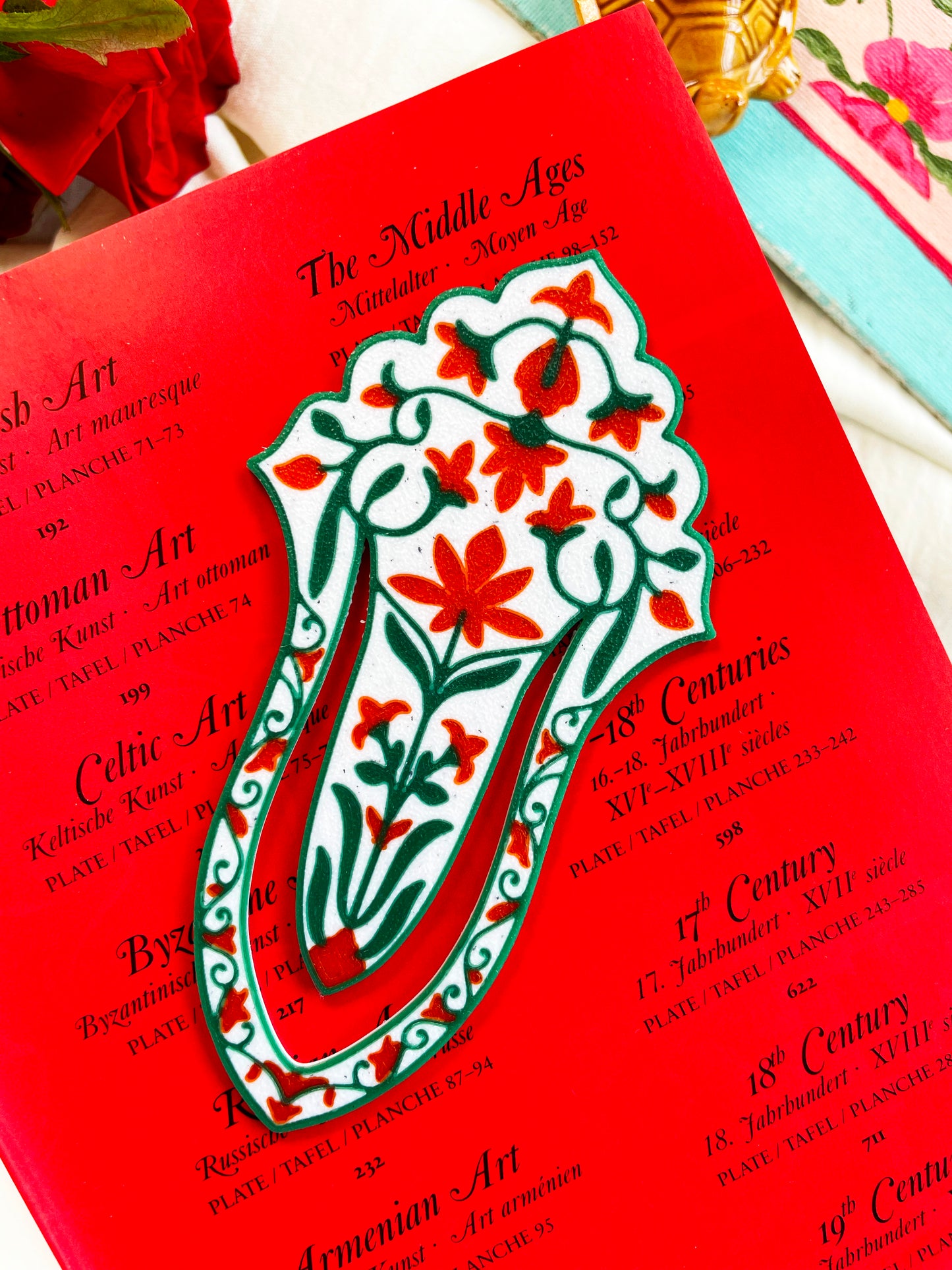 The Taj Mahal - Aesthetic Mughal Motif Bookmark