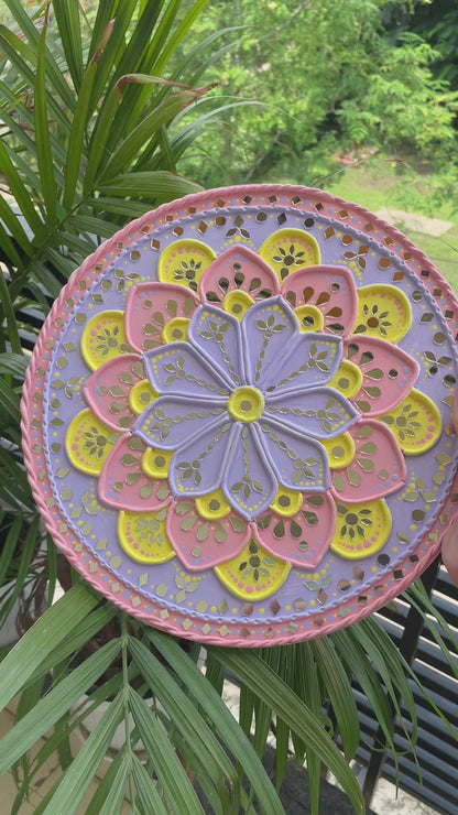 Pastel Hues - Lippan Art With Mirror Work
